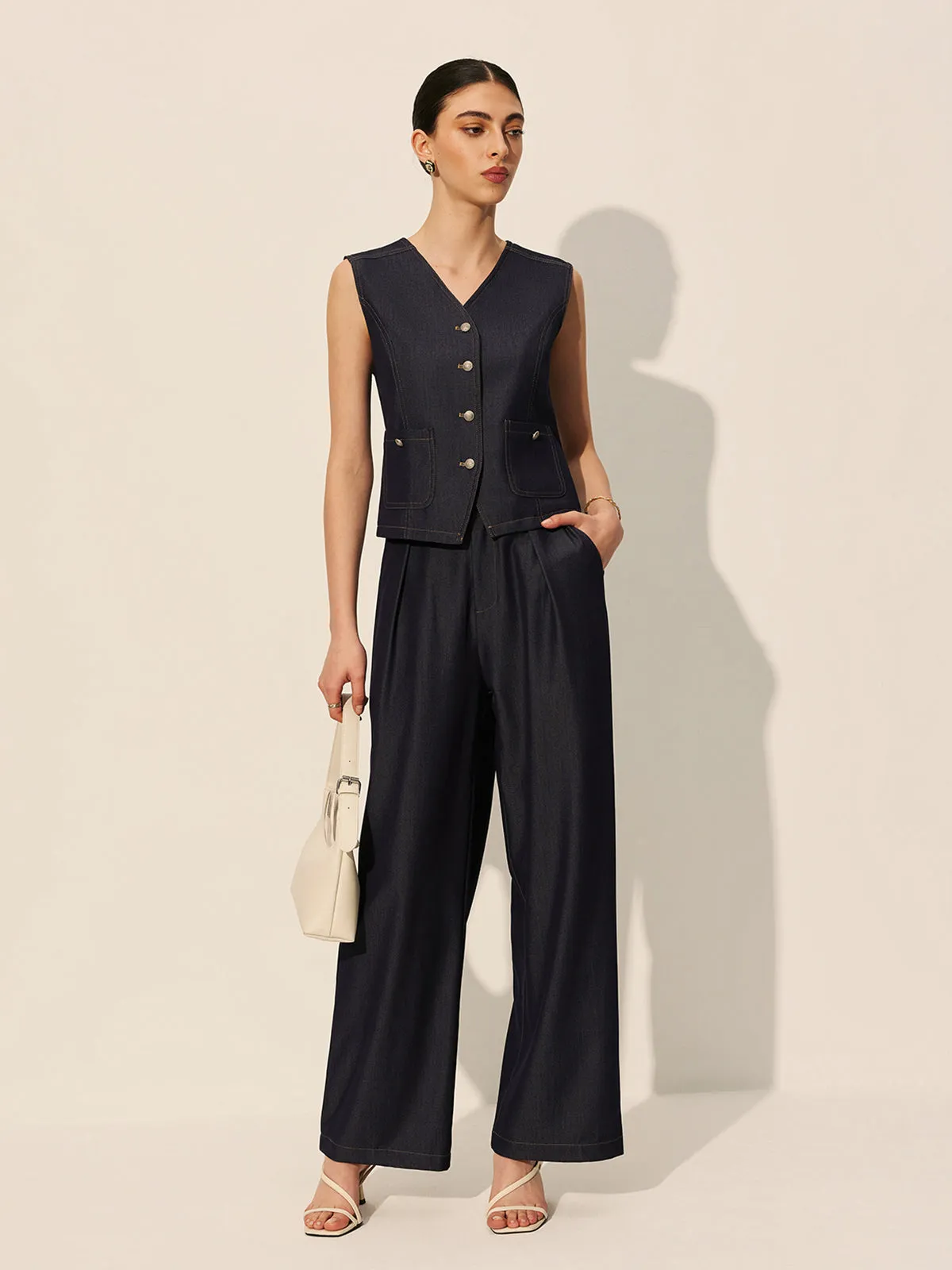 Denim Pockets Buttoned Vest