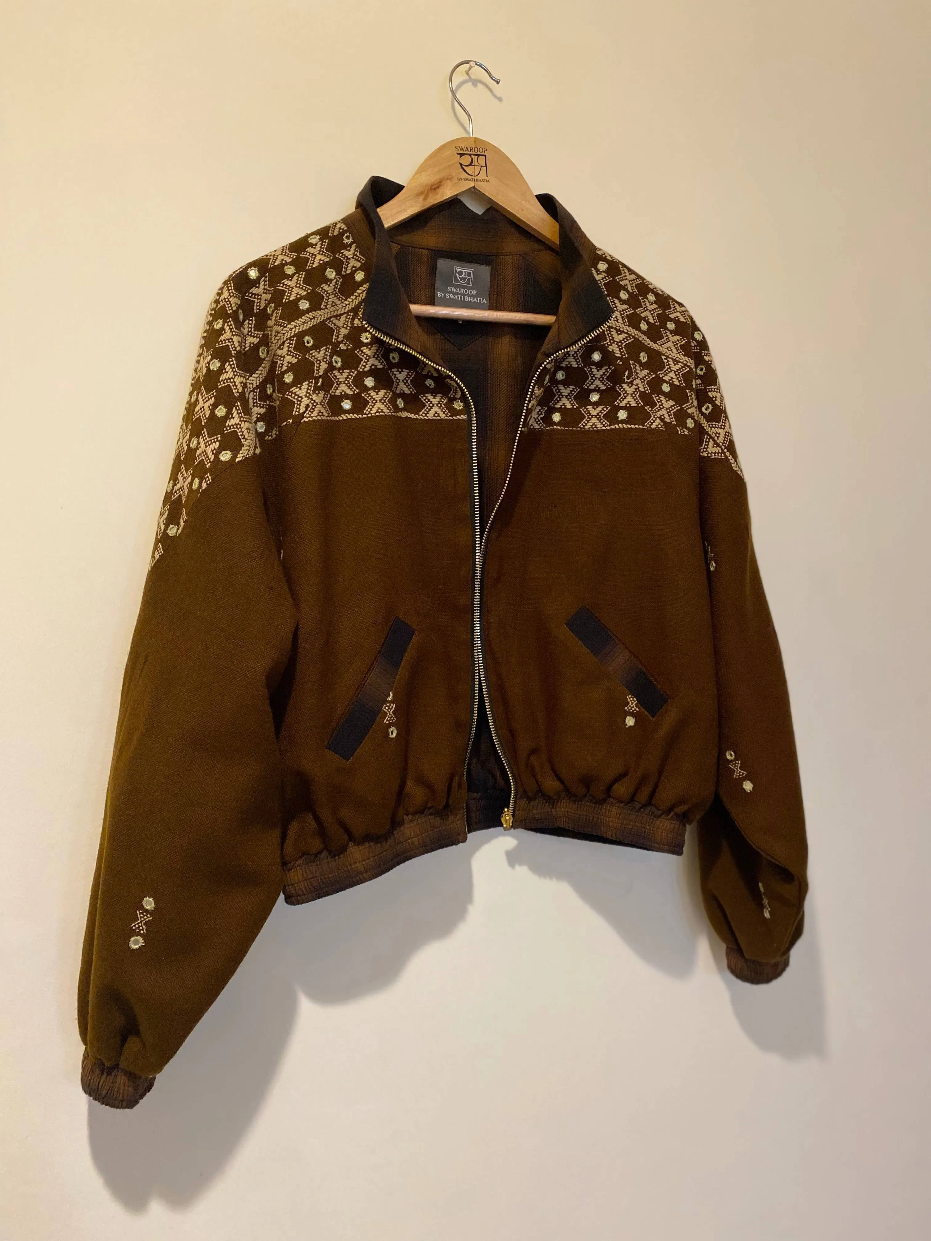 Dusty Brown bomber