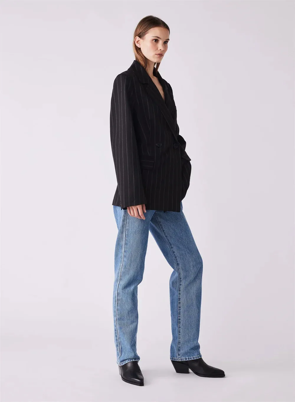 Esmaee Studio Blazer | Black Pinstripe