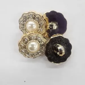 Fancy Button B11