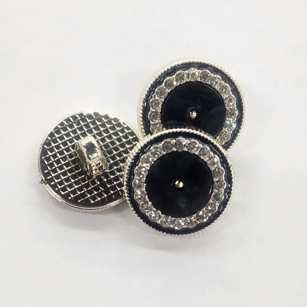 Fancy Button B17 28 Inch