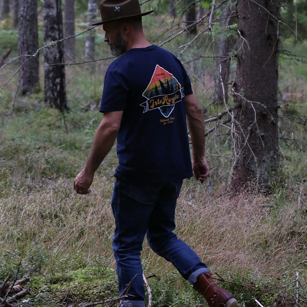 ISLE ROYALE T-SHIRT - NAVY