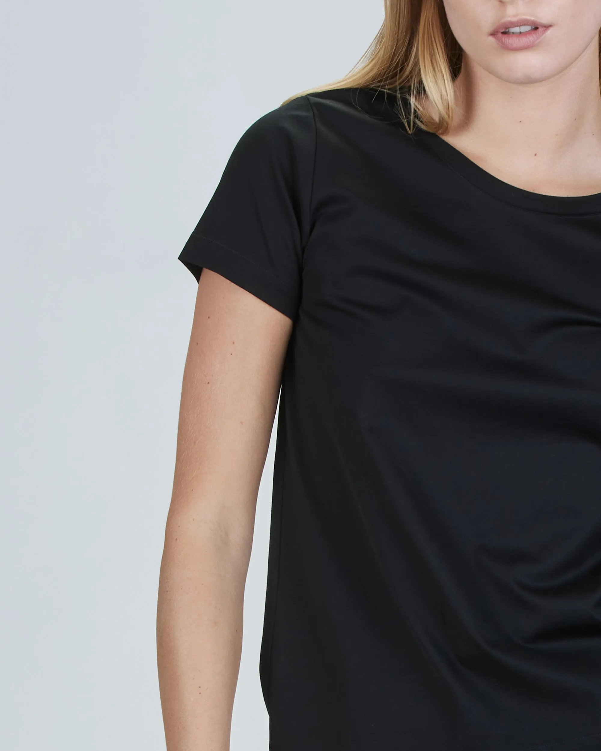 Jessie Classic - Open Scoop Neck T-Shirt