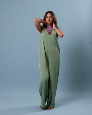 Jumpsuit with a twist