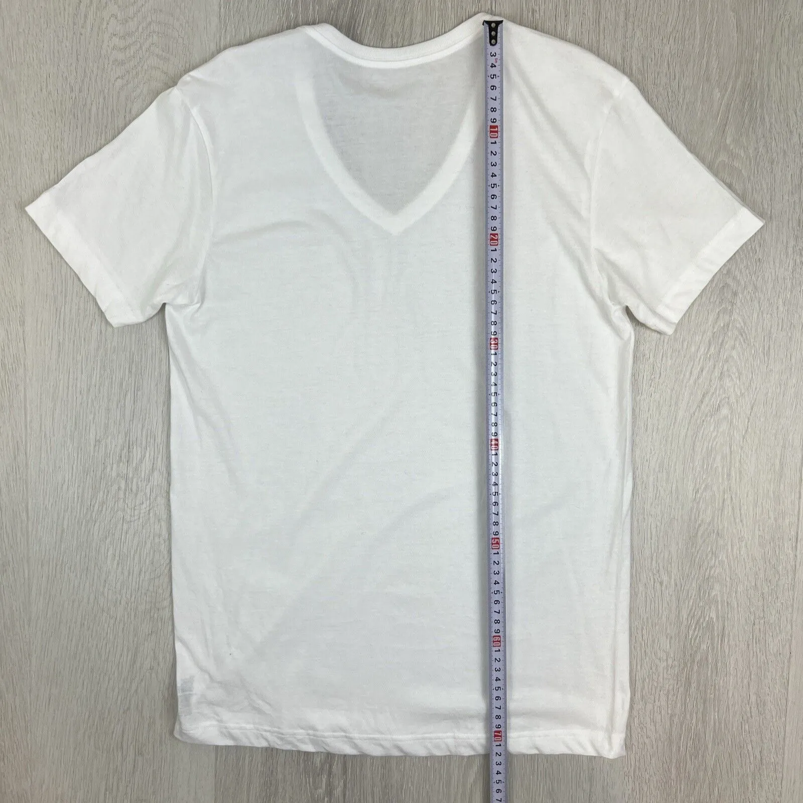 Muji Mens White V-Neck T-Shirt Bundle Size Large (2 T-Shirts)