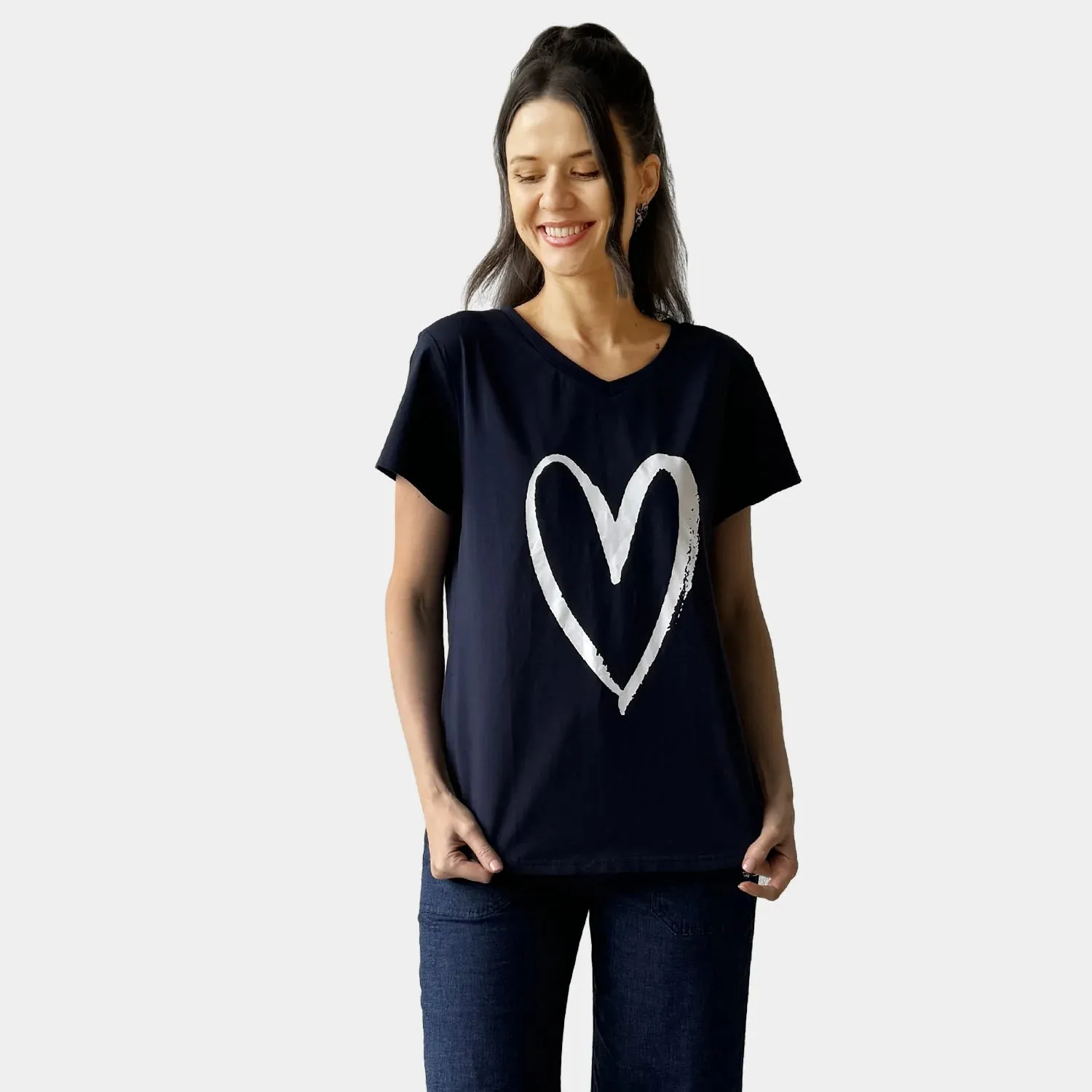 NAVY HEART TEE