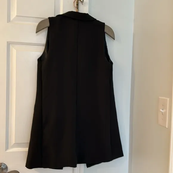 NWOT Sleeveless Black Blazers -new without tag condition