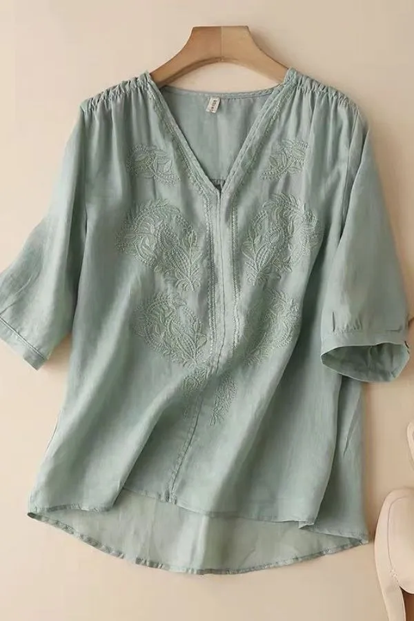 V Neck Embroidery Half Sleeve T-shirt