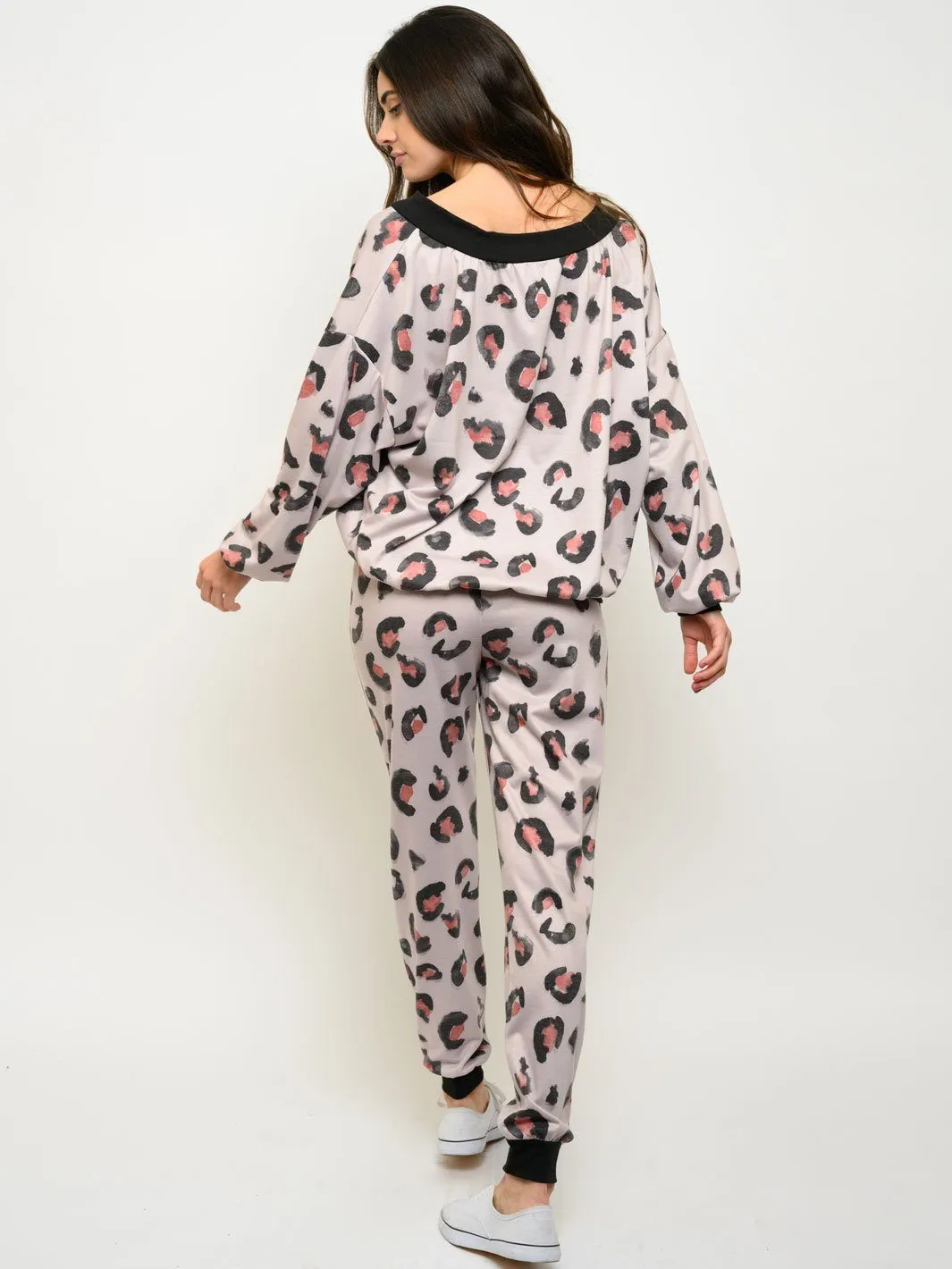 WOMEN'S LONG SLEEVE ANIMAL PRINT 2PC SET