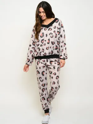 WOMEN'S LONG SLEEVE ANIMAL PRINT 2PC SET